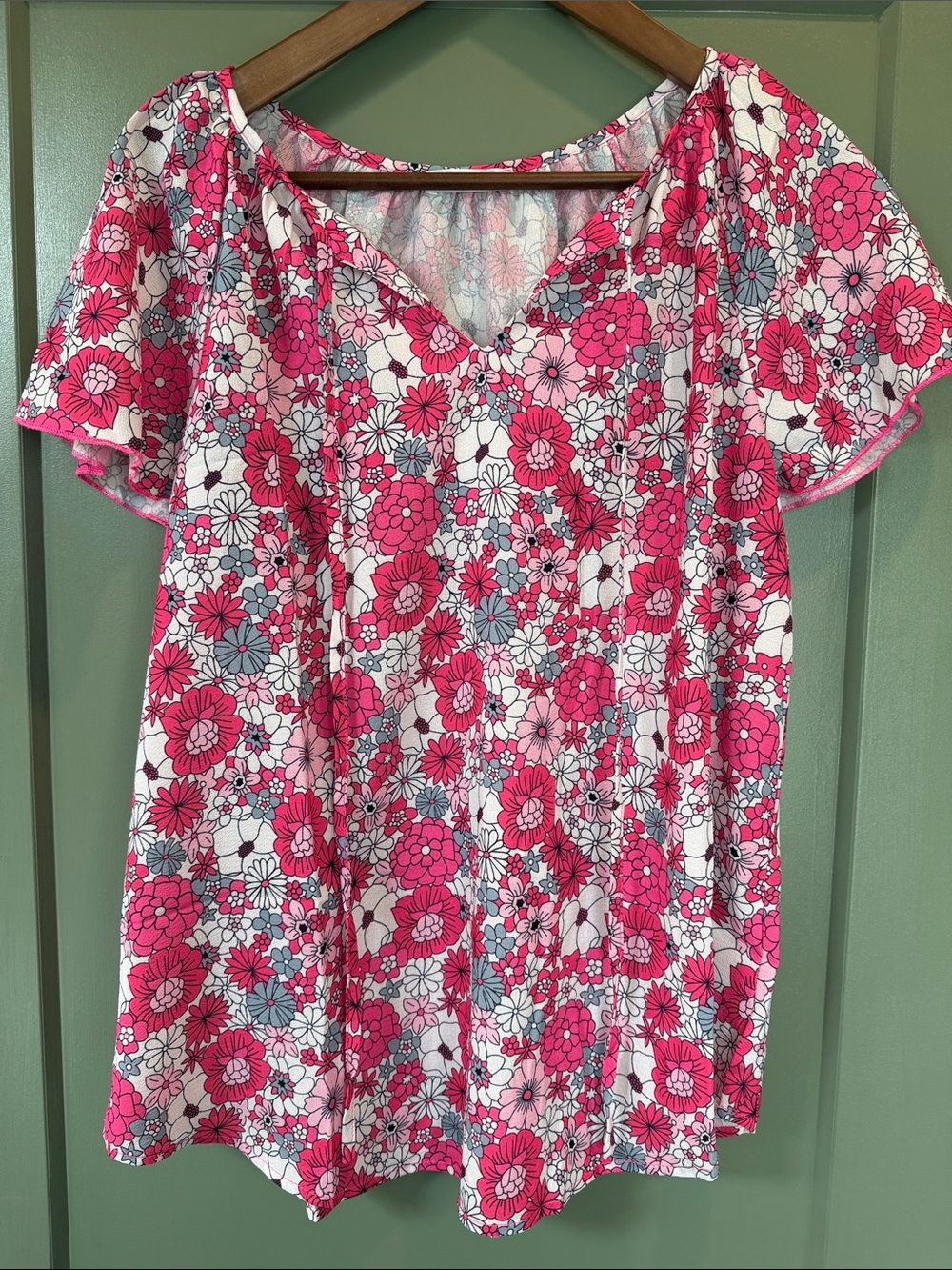 Women’s Pink Floral Flutter Sleeve Top